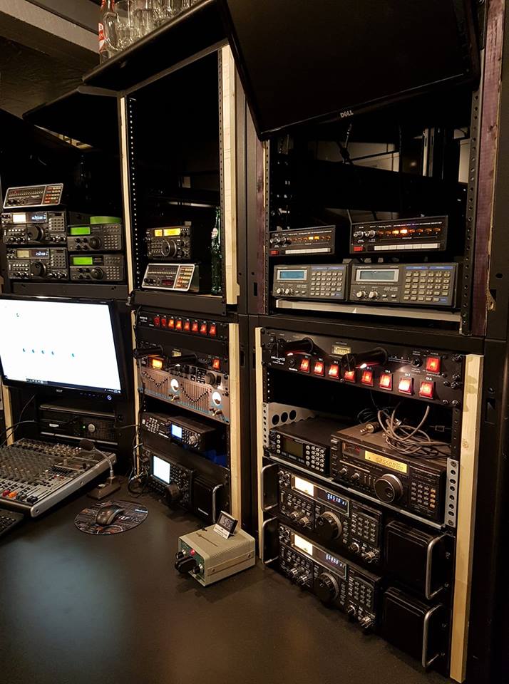 VE5JL's Base Station (2016)